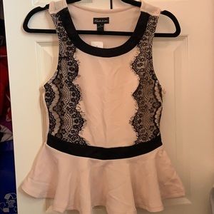 2/$20 Bnwt Peplum Lace Top